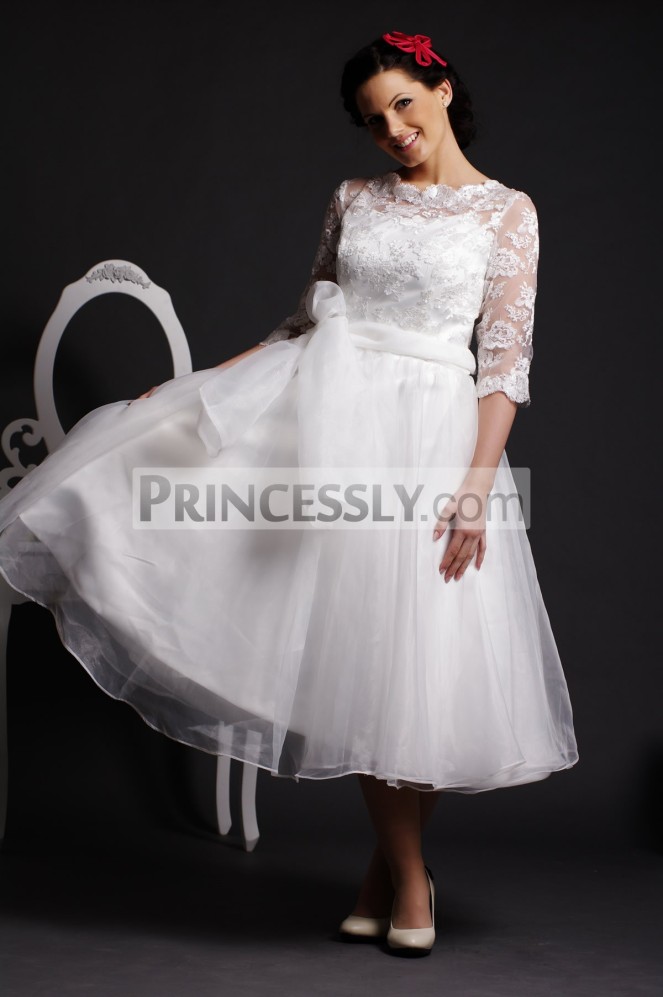 princessly-com-k1001848-a-line-lace-scalloped-jewel-neck-3-4-sheer-sleeves-layered-organza-bridal-dress-31
